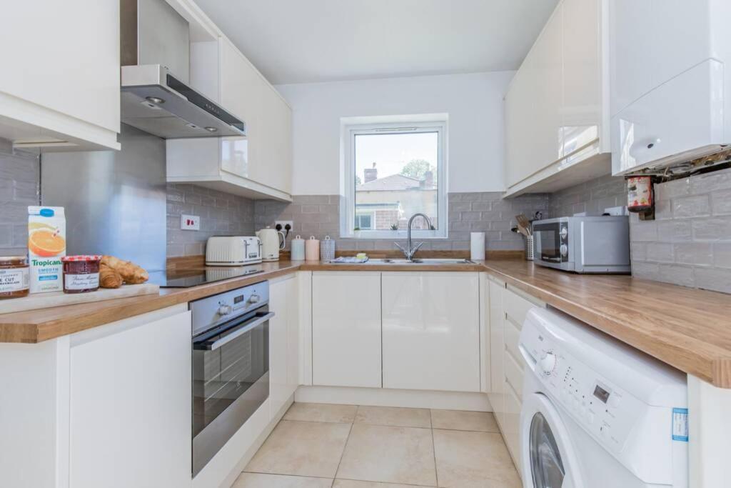 Stylish Townhouse In The Heart Of Summertown Oxford Kültér fotó